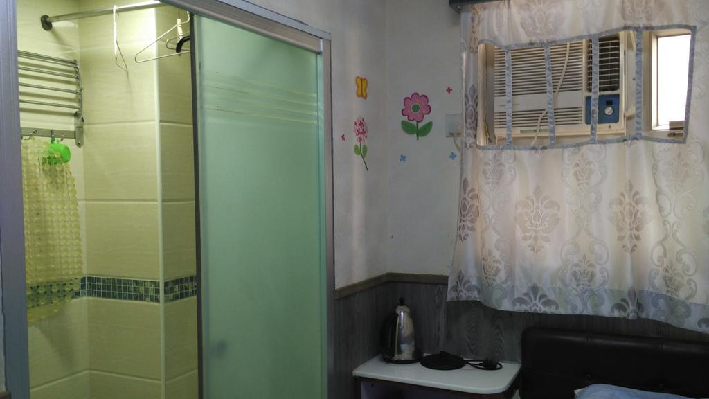 Majestic 7 Guesthouse Kowloon  Exterior foto